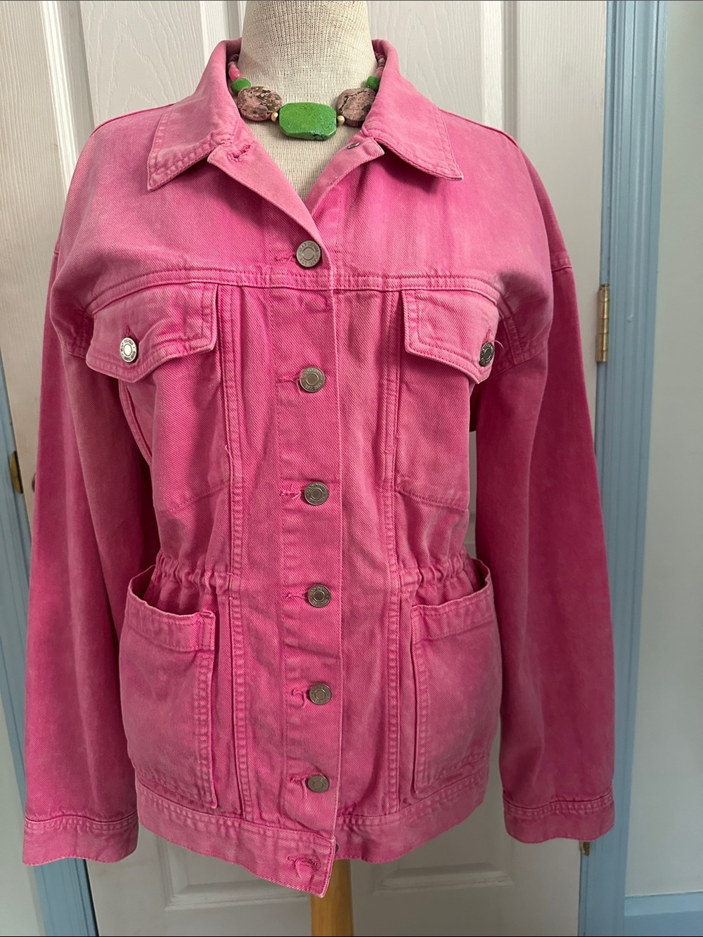 Old Navy Oversized Pink Women's Button-Front Utility Denim Jacket Size L